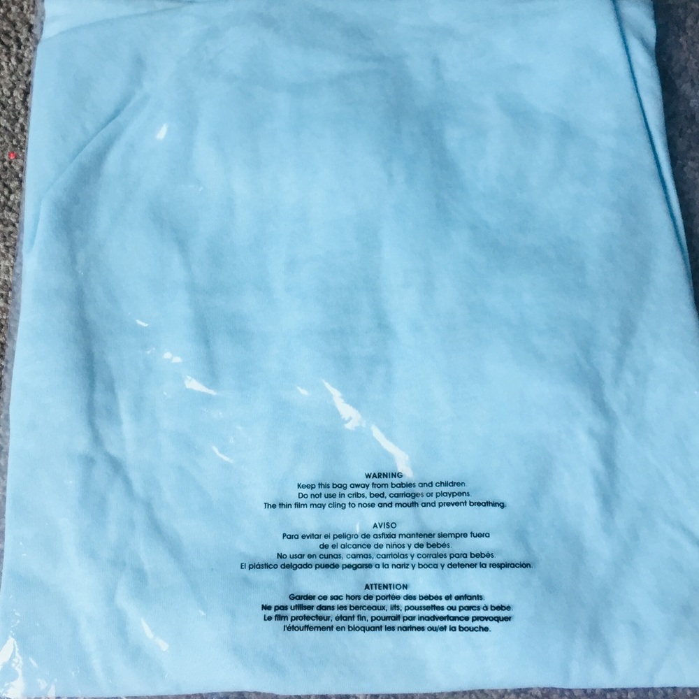 🎓YOUNG AND RECKLESS OG Tee Baby Blue - Picture 5 of 5